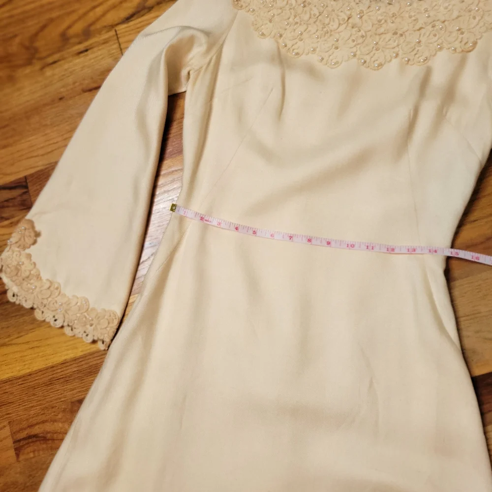 Vintage 1960s Wedding Dress Formal Gown Bride With Pearls & Lace. - Picture 14 of 16